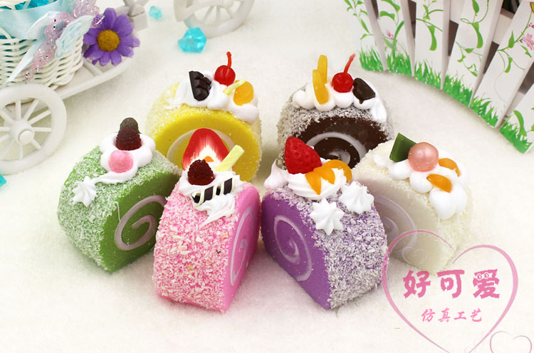 Squishy Toy Model Kue Bolu - Multi-Color - JakartaNotebook.com
